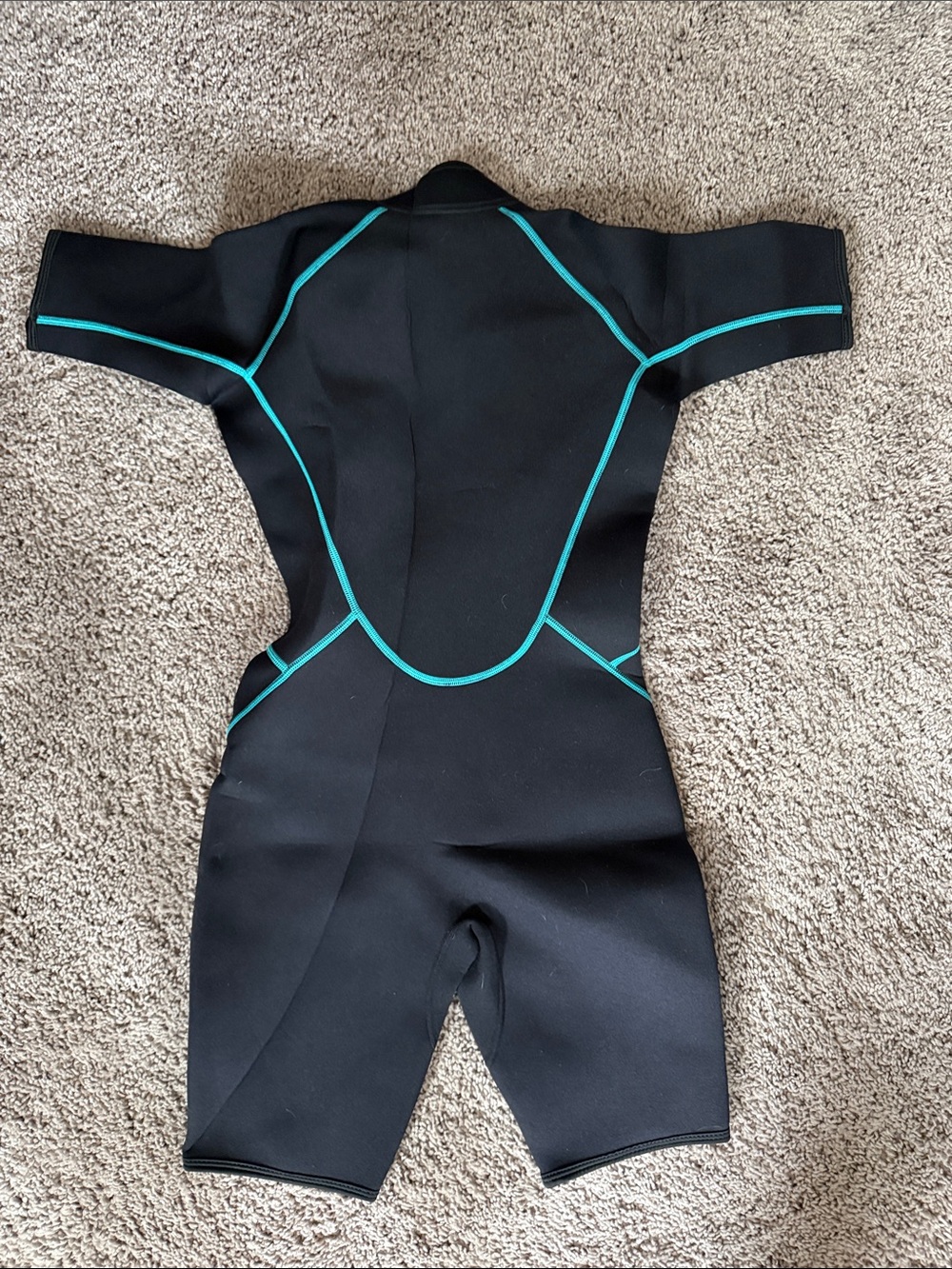 Women’s Short Sleeve Swim Rashguard Suit in Black with Teal Trim - Picture 2 of 4